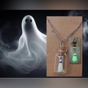 $5👻LUMINOUS GHOST NECKLACE👻NEW👻 $5 WHEN BUNDLED WITH 3 OR MORE ITEMS